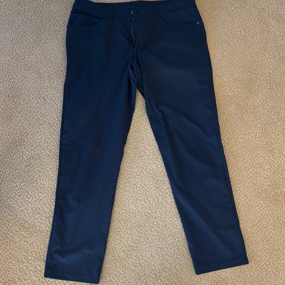 Lululemon Athletica Navy ABC  Chinos Classic Fit
